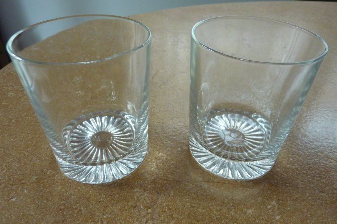 2 verres à whisky Mobil